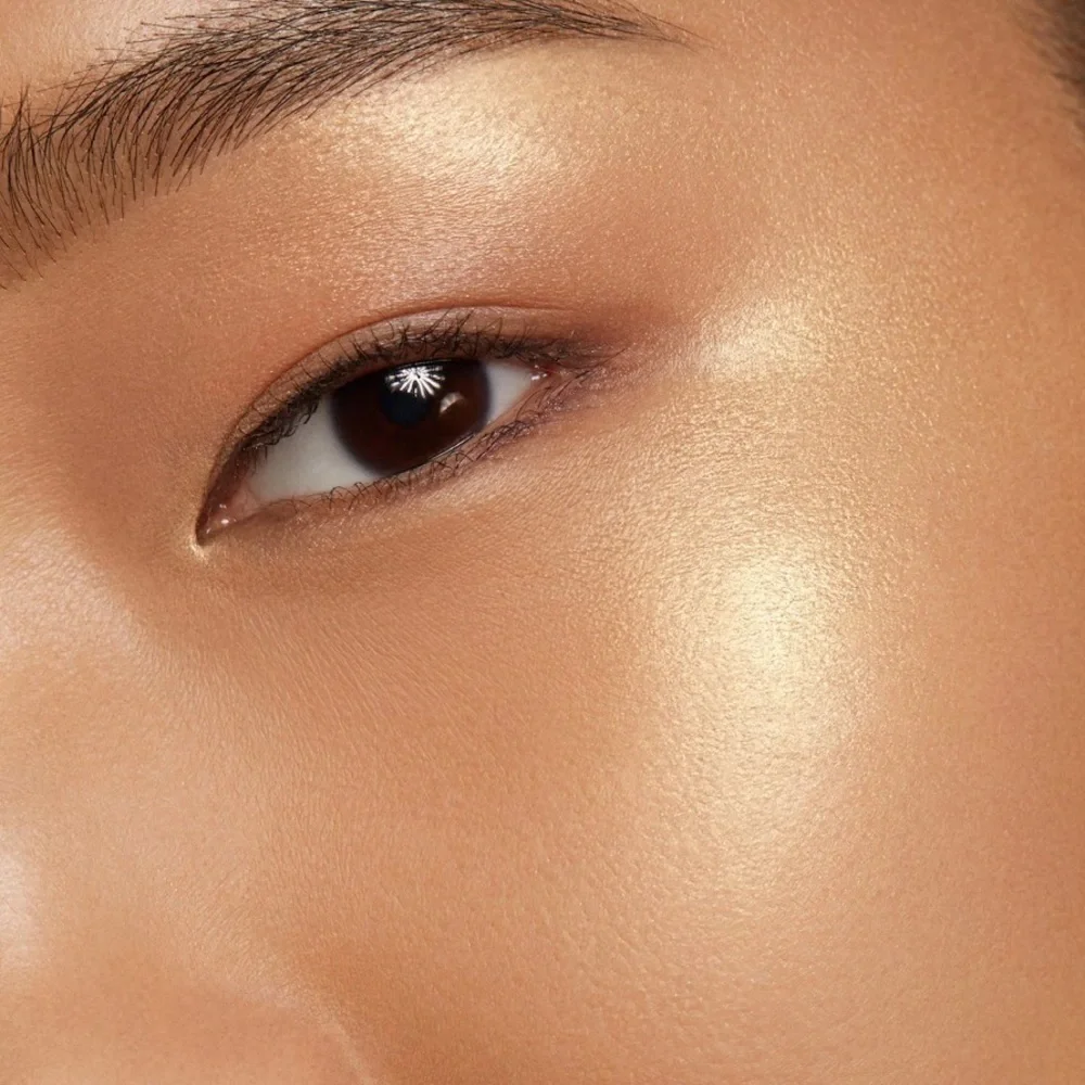 Surratt Surreal Skin Concealer Shade 8 | Deep Skintones With Warm Undertones
